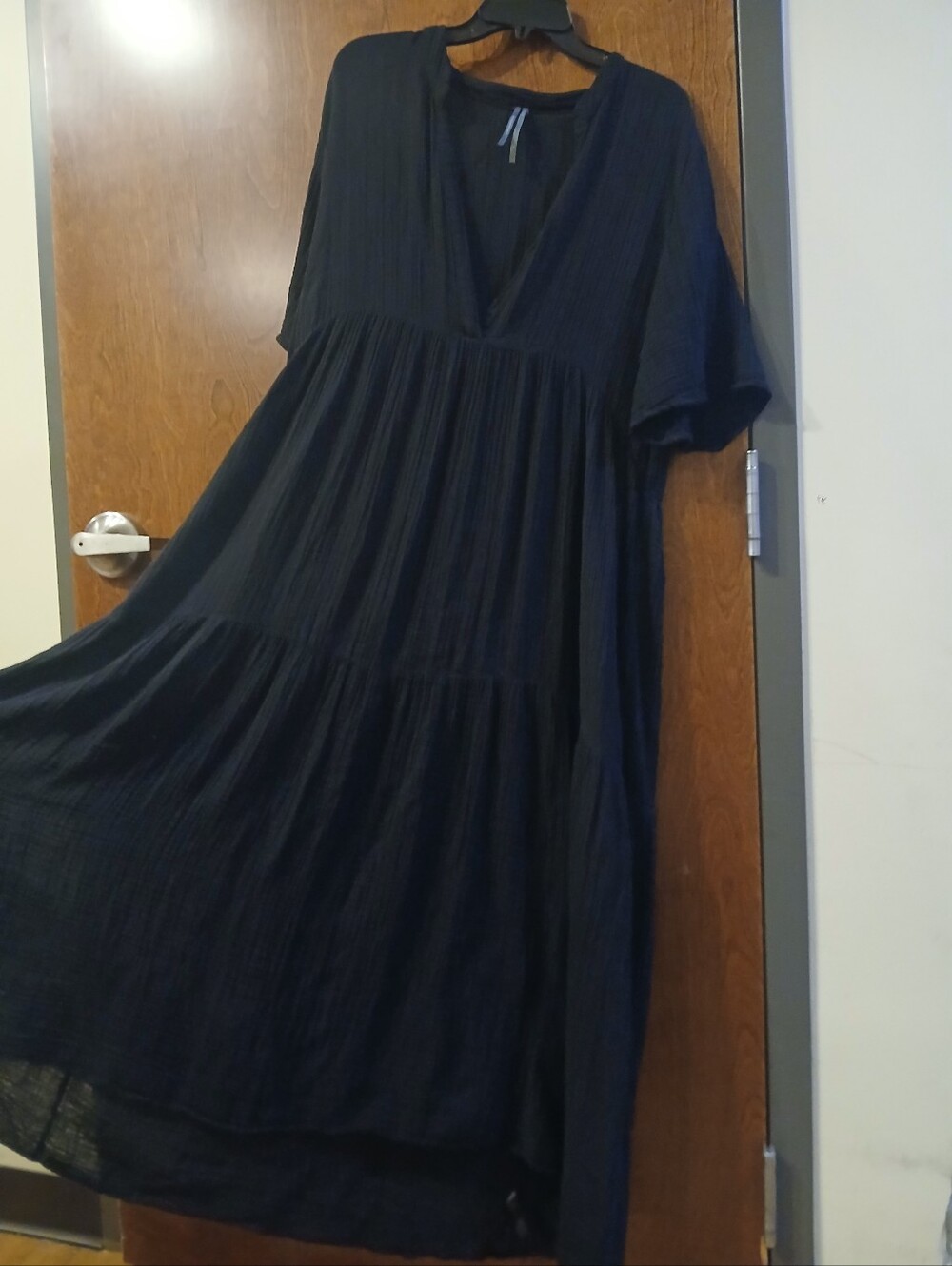 NWOT/ ANTHROPLOGIE black boho short sleeve maxi dress